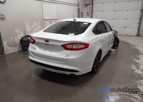 2015 Ford Fusion Se z USA, uszkodzony, nr VIN 3FA6P0HD2FR136593